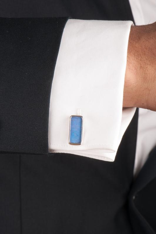 4--A-SA-R1-Silver-butterfly-cufflinks-Iridescent-Blue-Rectangle-Morpho-Didius