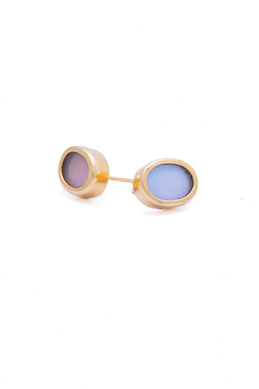 4--A-SA-O1-Gold-butterfly-earrings-Iridescent-Blue-Oval-Morpho-Didius